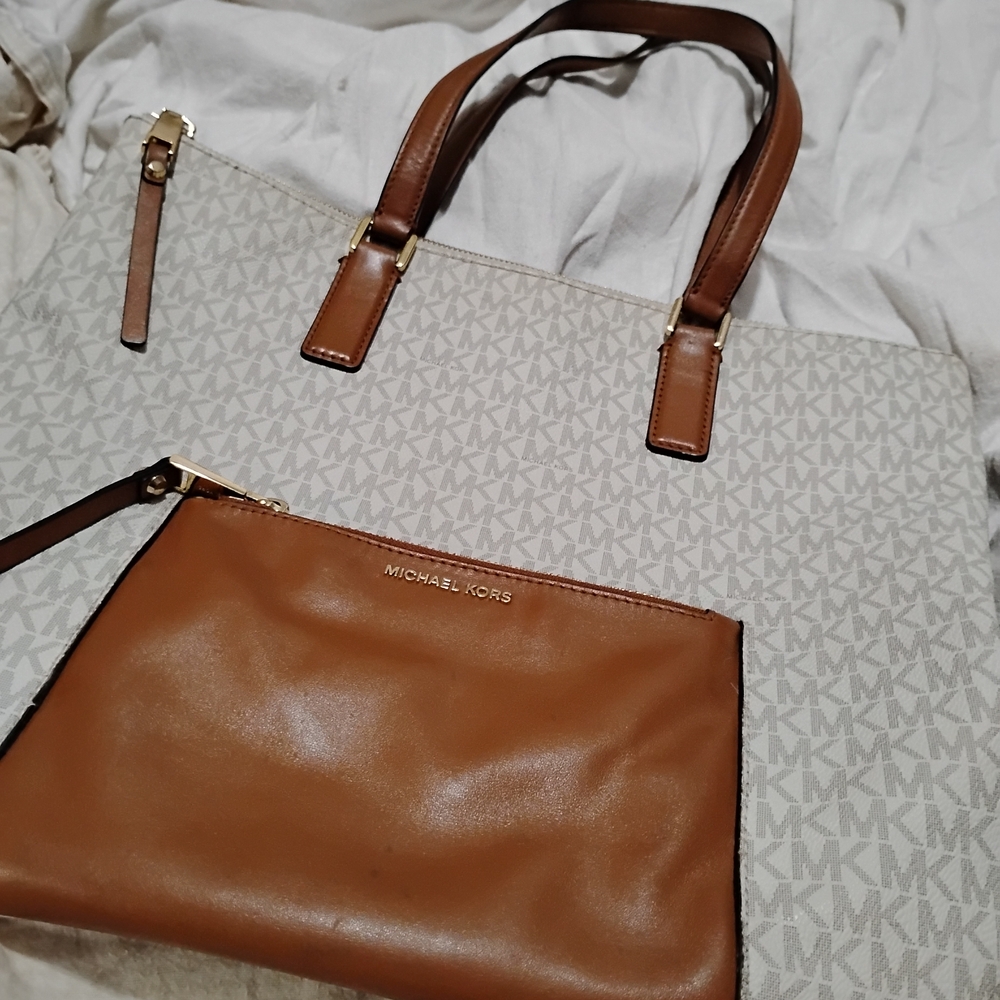 Michael Kors Tan and Cream Signature Tote